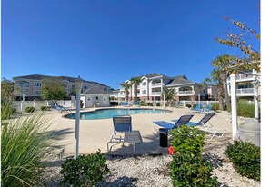 Pool - Serene 2-bedroom condo "where it is always Sunny" in Myrtle Beach (Myrtle Beach)