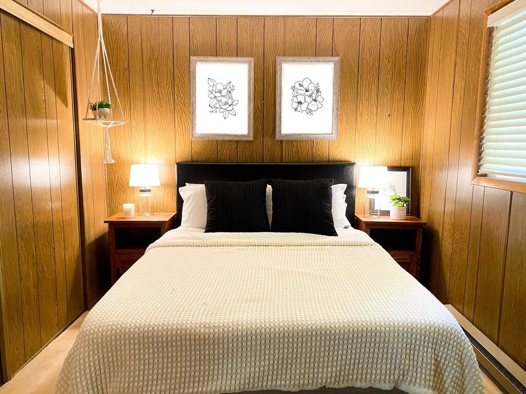 WiFi, bed sheets
