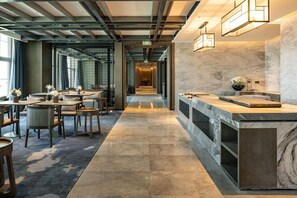 Dining - Novotel Chongqing Airport (Chongqing)