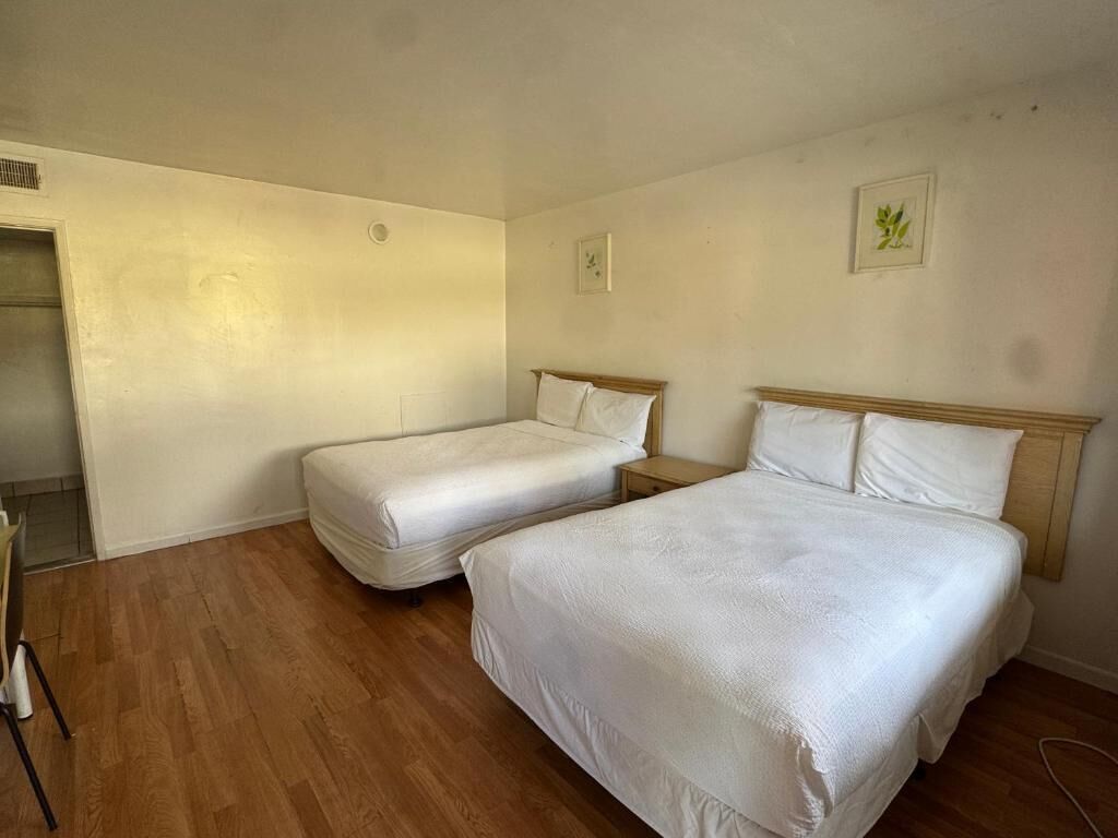 Kamar Double, 2 Tempat Tidur Double | Meja kerja dan Wi-Fi gratis