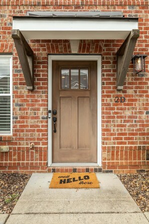 Exterior detail - New I 3BR Modern Townhome I Near DT & MTSU (Murfreesboro)