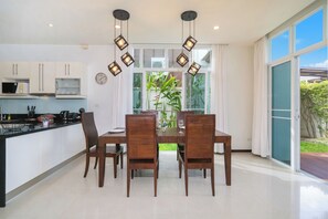 Dining - Oxygen 1C Tropical Pool Villa (Muang Phuket)