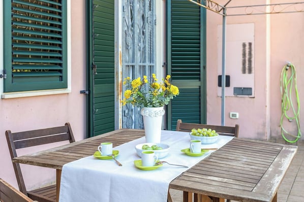 Outdoor dining - Italian Experience- Sweet Loreto (Loreto)