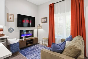 Smart-TV, Kamin
