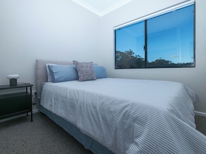 Room - Pet friendly and peaceful, close to the beaches, mountains, national parks. (Kalgan)