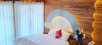 Meghsomudro Eco Resort Sajek