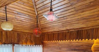 Meghsomudro Eco Resort Sajek