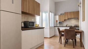 Fridge, microwave, stovetop, electric kettle