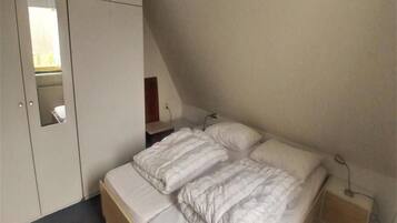 4 bedrooms, individually furnished