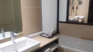Shower, free toiletries, towels, soap