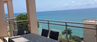 Atico Duplex frente al mar lujo Urb.Priv