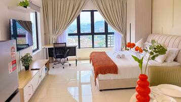 Superior Apartment, Private Bathroom, City View | Iron/ironing board, free WiFi