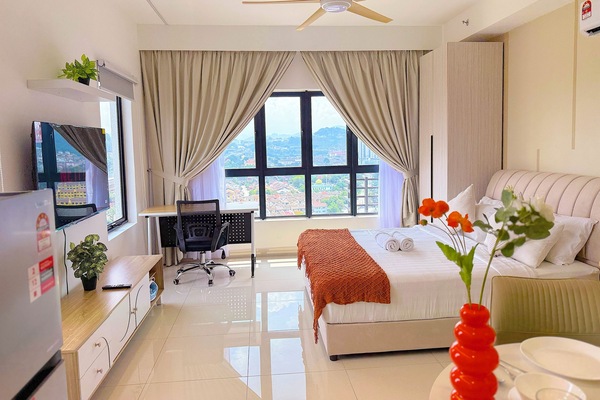 Superior Apartment, Private Bathroom, City View | Iron/ironing board, WiFi (free), individually furnished