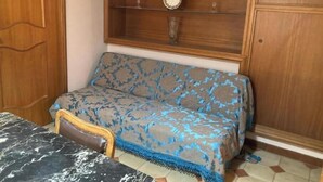 Interior - Joe House: Vacation Home with a View of Mount Etna in the Historic Center of Riposto, 300 meters from the sea (Riposto)
