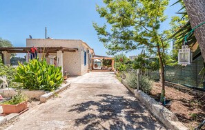 Property grounds - 2 bedroom nice home in Noto (Noto)