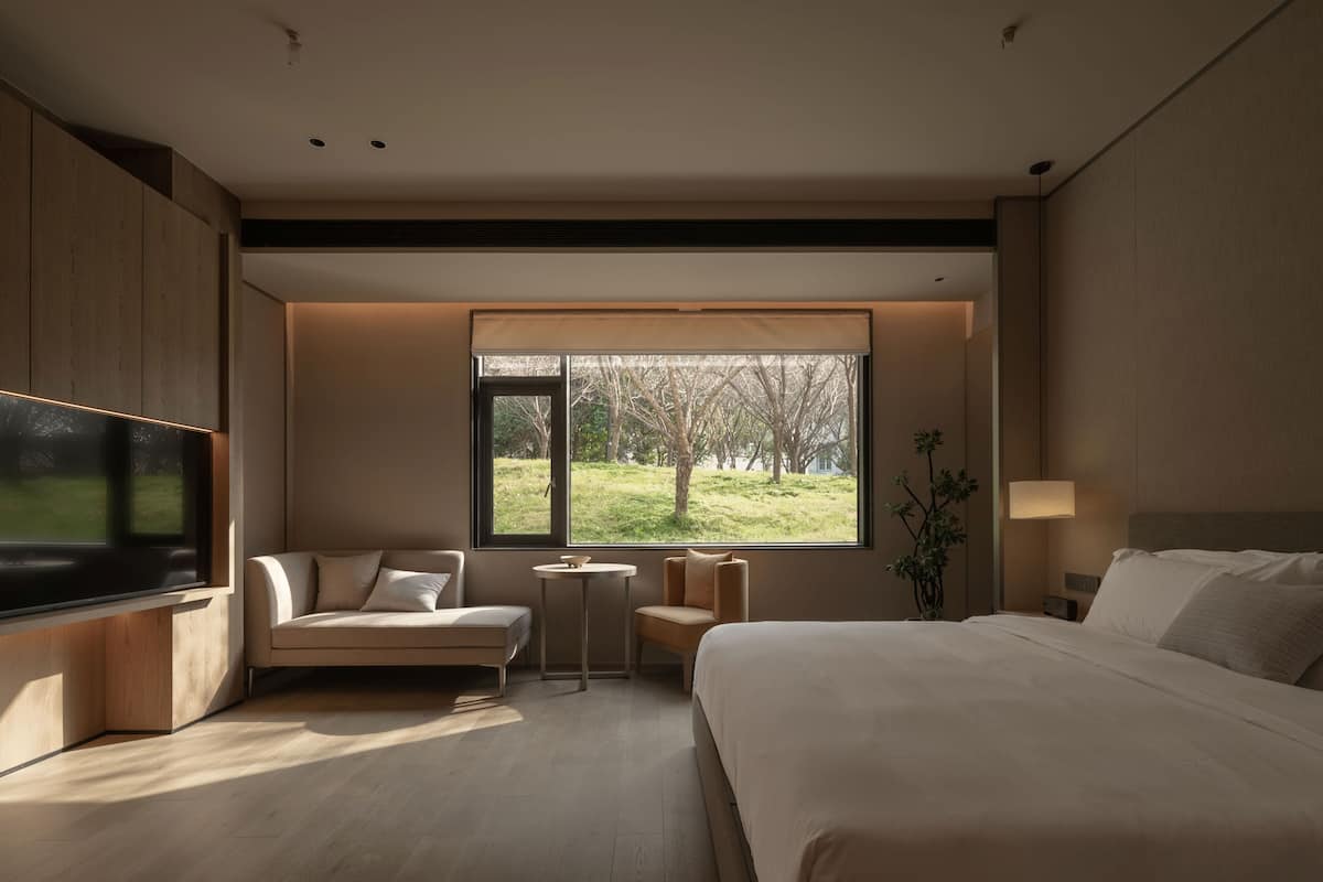 Comfort Double Room | Desk, free WiFi, bed sheets