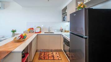 Apartemen, pemandangan kota | Dapur pribadi