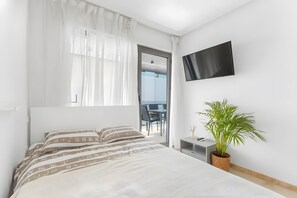 Bügeleisen/Bügelbrett, WLAN, Bettwäsche