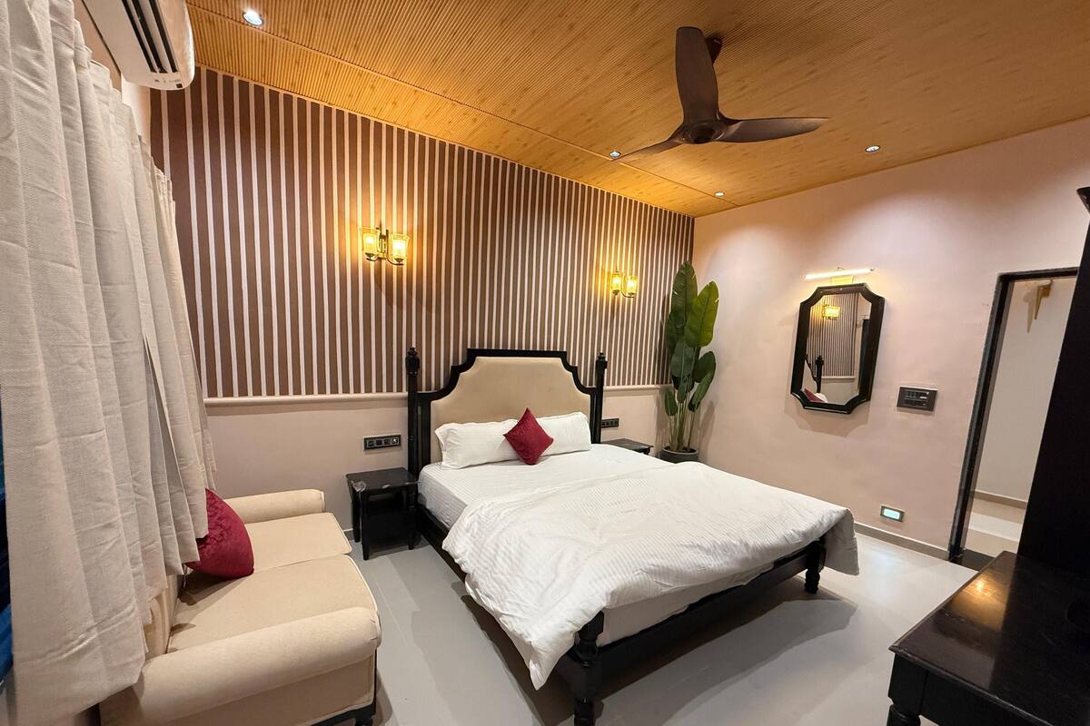 Double Room, Mountain View
