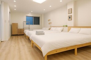 Blackout curtains, free WiFi - Ryokan Honoka (Osaka)