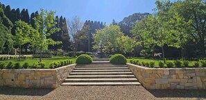 Property grounds - Balnagowan, Garden Retreat 3-Bed Home in Moss Vale (Moss Vale)