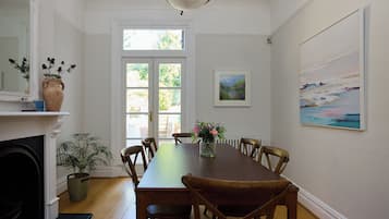 Rumah | Tempat makan