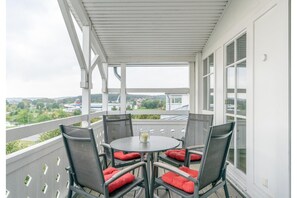 Outdoor dining - Ferienwohnung im 3.OG mit Balkon in Sellin (Sellin)
