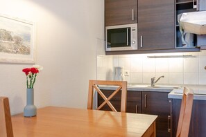 Dining - Ferienwohnung Seepark Sellin mit AHOI Badewelt & Balkon (Sellin)