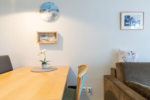 Dining - Ferienwohnung in Sellin mit Balkon und WLAN (Sellin)