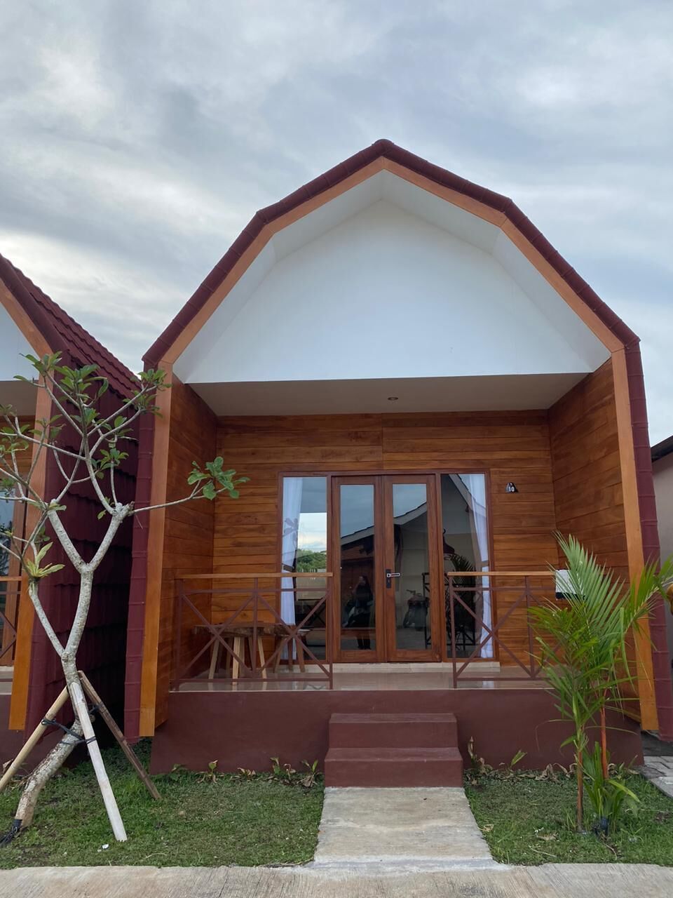 Bungalow Deluxe, balcone | Una scrivania, Wi-Fi gratuito, lenzuola