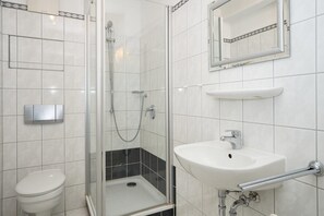 Bathroom - Schöne Ferienwohnung für 4 Personen ostseenah in Sellin (Sellin)