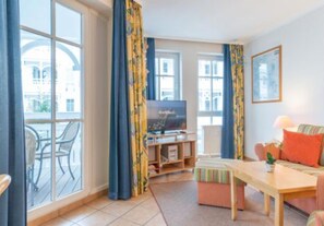 Smart-TV, Tischtennisplatte