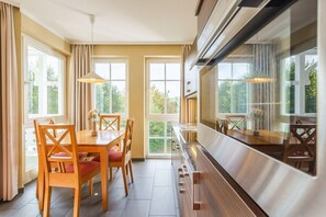 Dining - Ferienwohnung mit Badewanne in Sellin (Sellin)