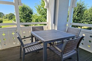 Outdoor dining - Ferienwohnung mit Badewanne in Sellin (Sellin)