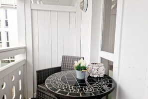 Outdoor dining - Charmante Ferienwohnung in Sellin mit Balkon (Sellin)