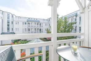 Outdoor dining - komfortables Studio mit Balkon in Sellin (Sellin)