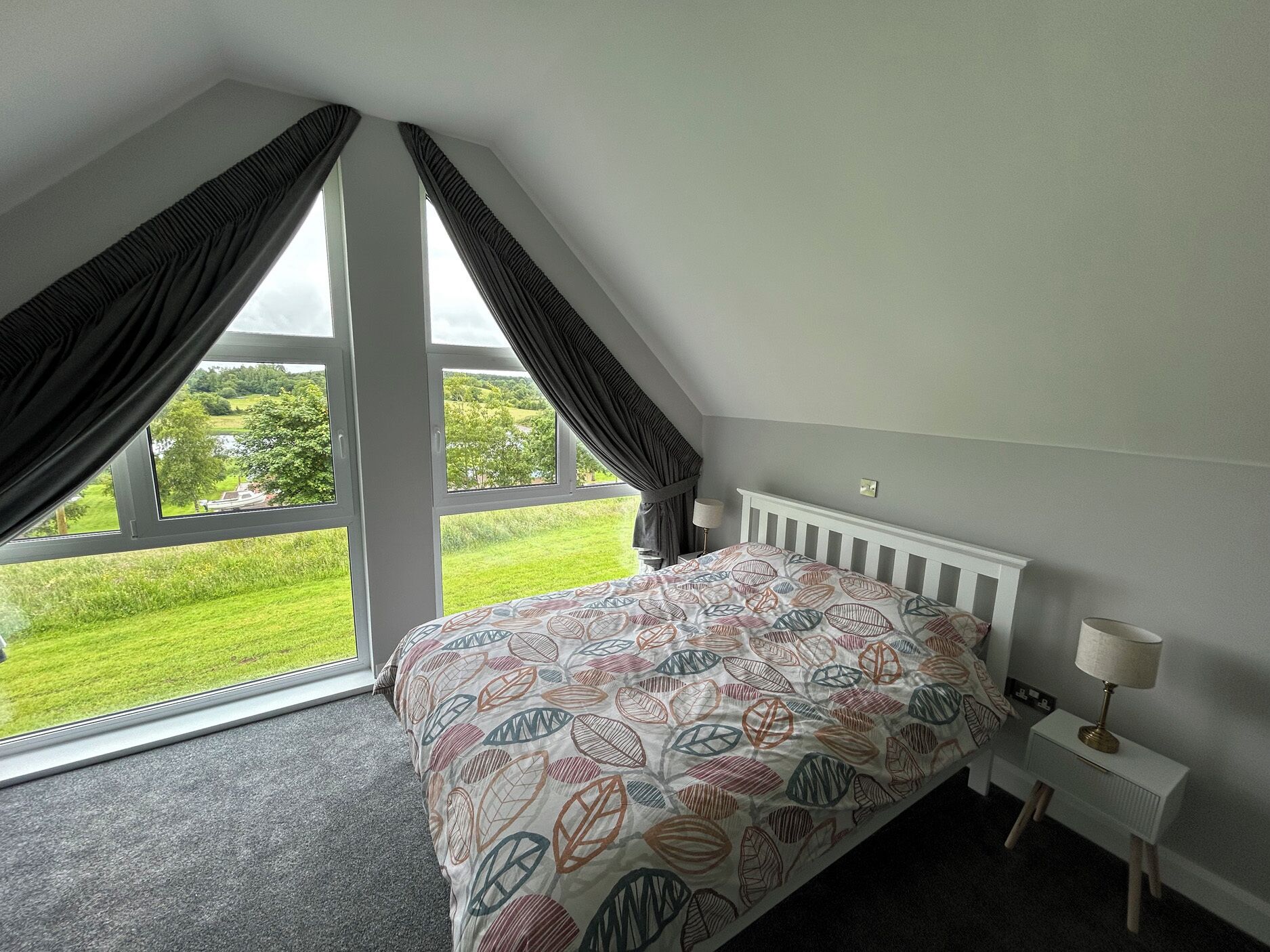 4 bedrooms, individually decorated, individually furnished, free WiFi