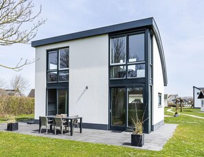 House | Exterior - Escape Near North Sea (Vlissingen)