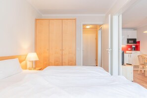 Room - Helle Ferienwohnung mit Balkon im Seepark Sellin (Sellin)