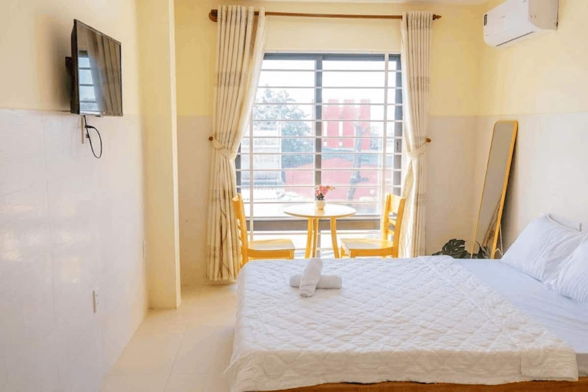 Habitación doble, vistas a la playa | Minibar, escritorio, tabla de planchar con plancha y wifi gratis