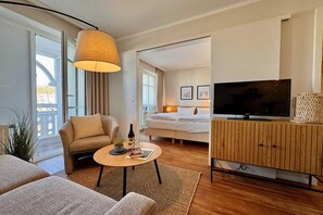Smart-TV, Tischtennisplatte
