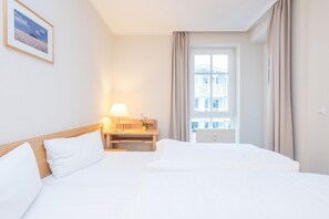 Room - Gemütliche Ferienwohnung im Seepark Sellin mit Balkon (Sellin)