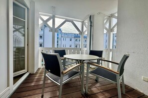 Dining - Stilvoll eingerichtete Ferienwohnung mit großem Balkon in Sellin (Sellin)