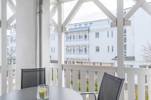 Outdoor dining - Attraktive Ferienwohnung für 4 mit Balkon und WLAN in Sellin (Sellin)