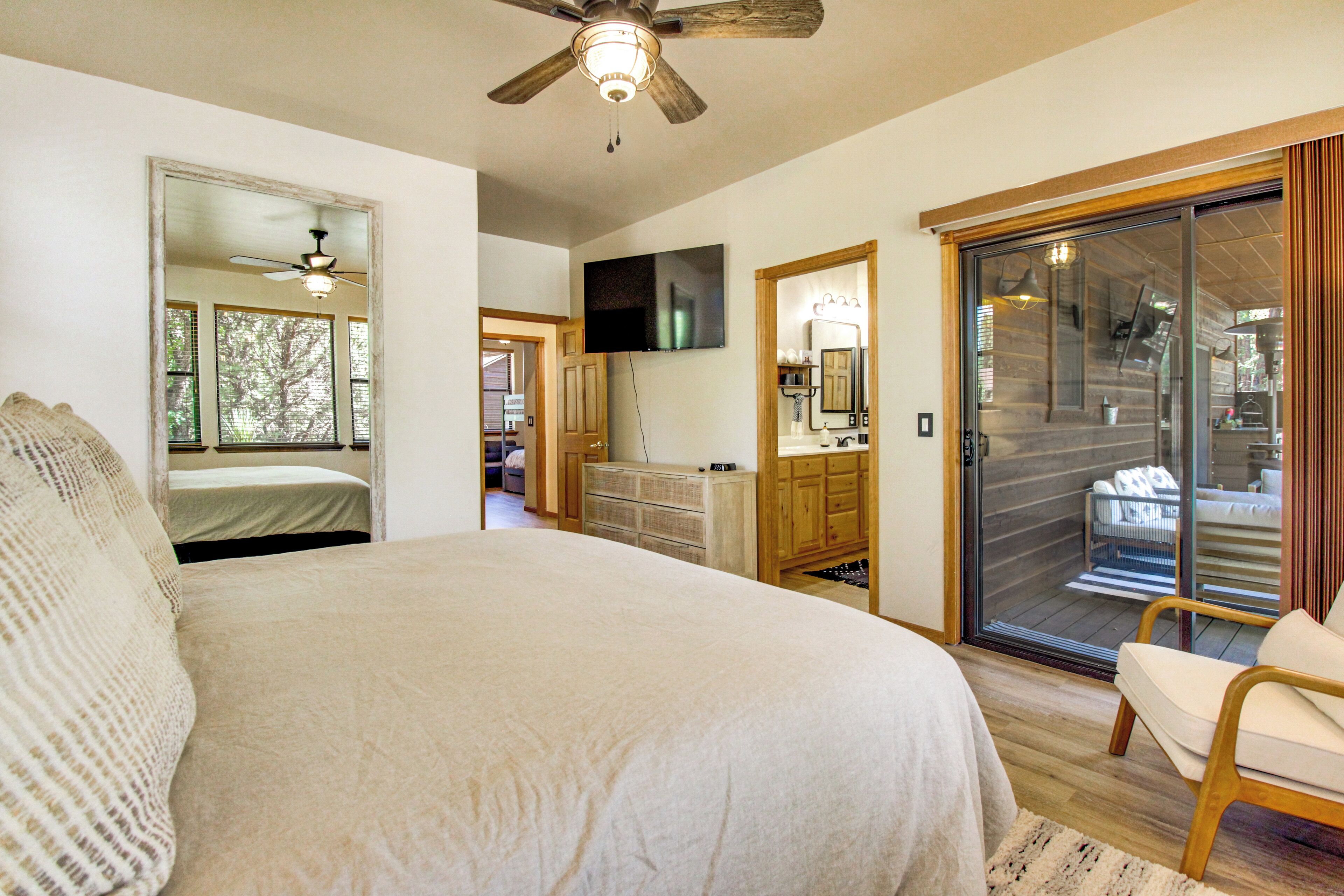 Outdoor Oasis W/ Fire Pit & Grill! Torreon Escape - Show Low, AZ