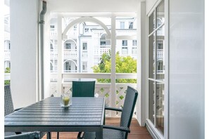 Outdoor dining - Exklusive Auszeit an der Ostsee mit Balkon (Sellin)