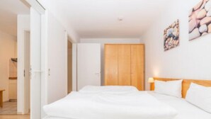 1 bedroom, bed sheets - Komfortable Ferienwohnung mit Balkon (Sellin)