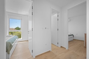 Standard-Villa, 3 Schlafzimmer, Mikrowelle (Villa Ana Pool & Terrace) | 3 Schlafzimmer