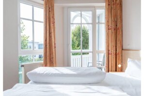 Room - Ferienwohnung in Sellin mit Hund und Fitness (Sellin)