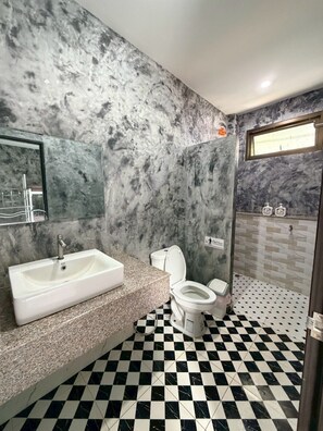 Villa, 3 Bedrooms, Pool View | Bathroom - Phawongbua Pool Villa (Songkhla)
